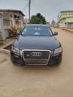 if u can't afford Benz ND Lexus SUVs...just come pick dis unique Audi Q5 wt 4plug engine ND superb dope interior...car is pure first body wt perfect condition 